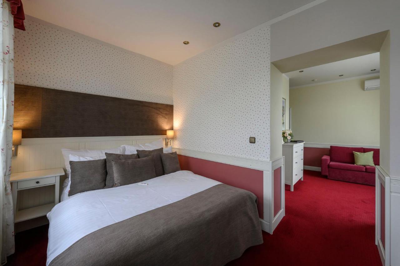 וורצ'לאבי Hotel Zelena Marina מראה חיצוני תמונה